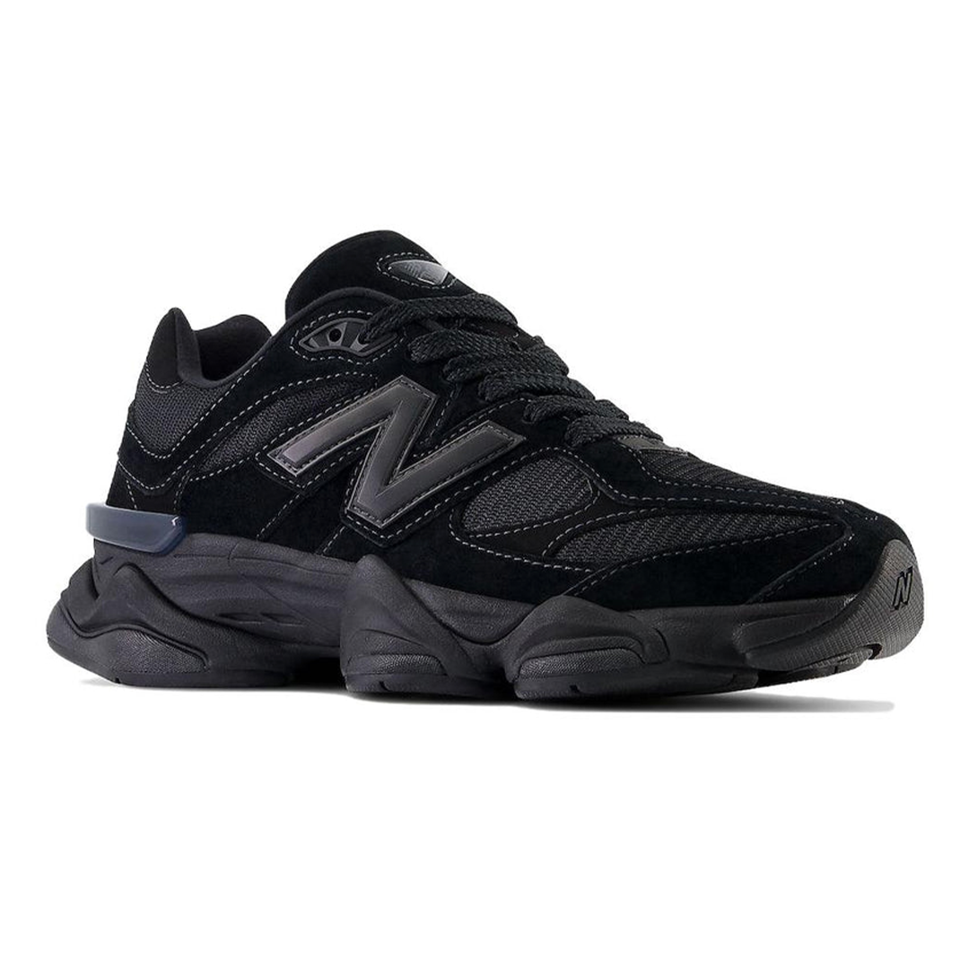 New Balance 9060 Triple Black