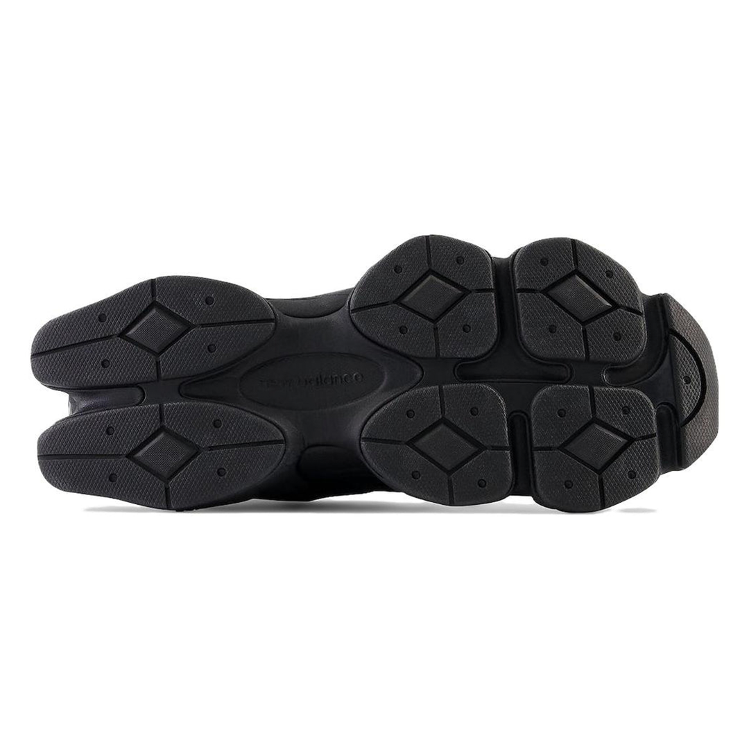 New Balance 9060 Triple Black