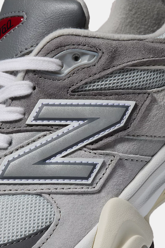 New Balance 9060 RAIN CLOUD