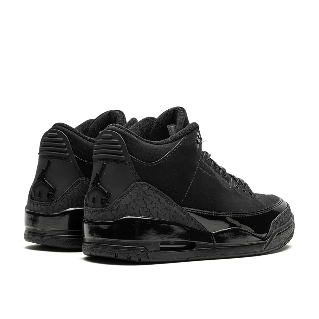 Air Jordan 3 « Black Cat »