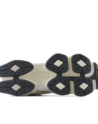 New Balance Baskets 9060 'Moonrock Linen'