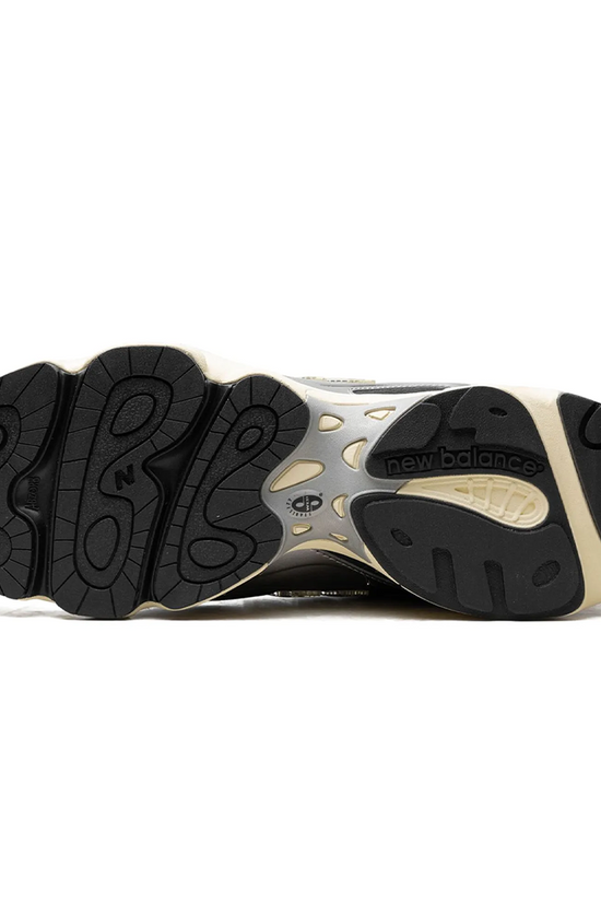 New Balance 1000 Silver Metallic