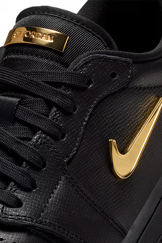 Nike Air Jordan 1 Low Method of Make