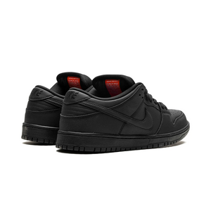 Nike SB Dunk 'Triple Black/Orange' | Noir