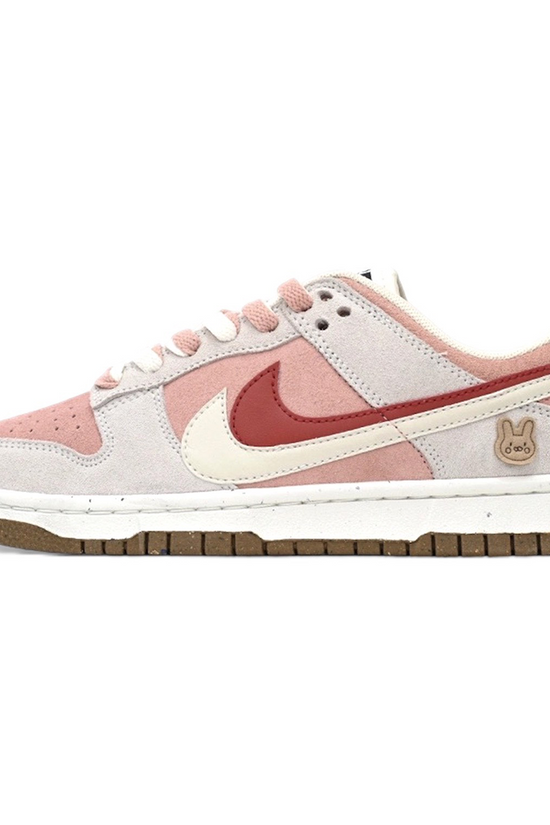 Nike SB Dunk Low Year Of The Rabbit Pink Grey