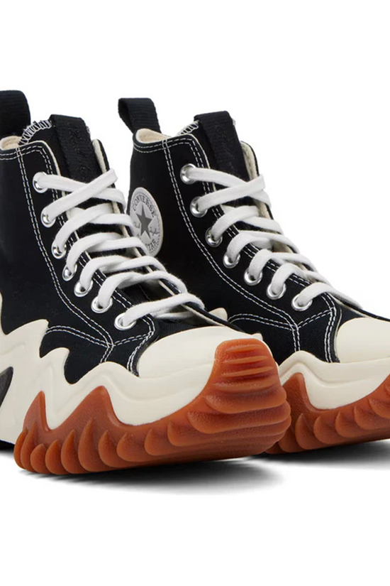 Converse Black Run Star Motion