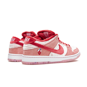 Nike Dunk Low Rose Strange Love