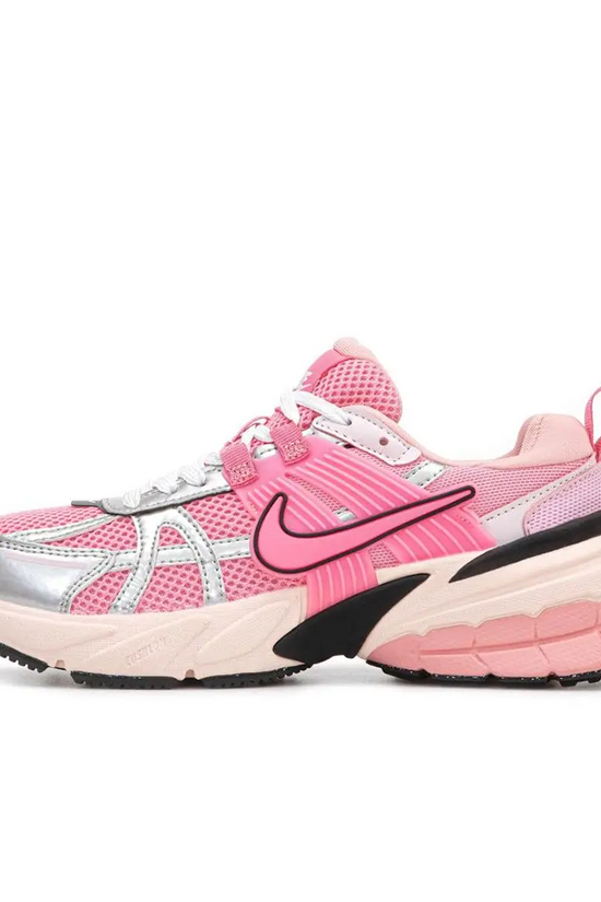 Nike V2k Run Sneaker
