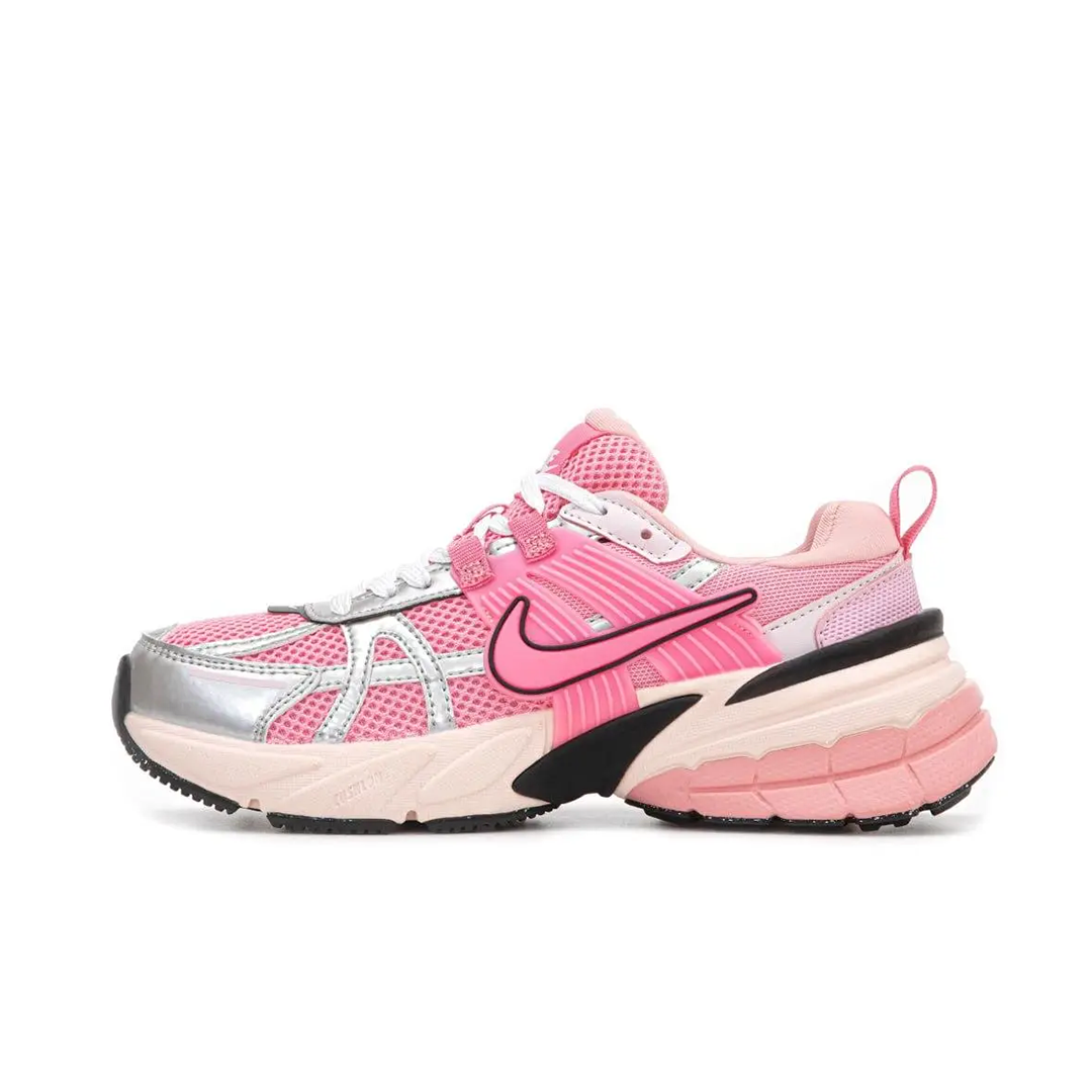 Nike V2k Run Sneaker