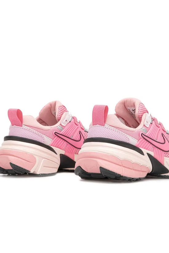 Nike V2k Run Sneaker