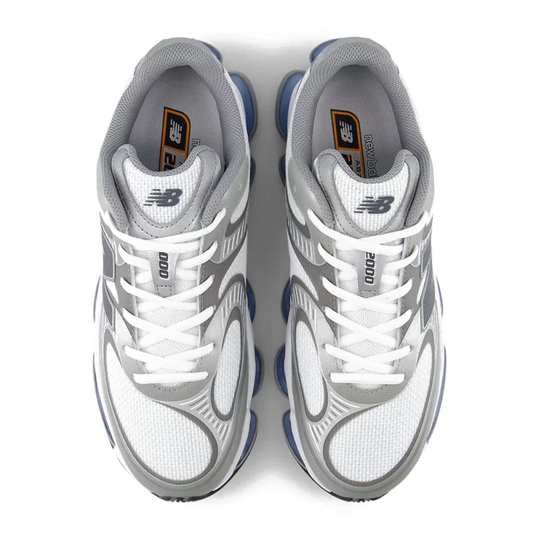 New Balance Abzorb 2000