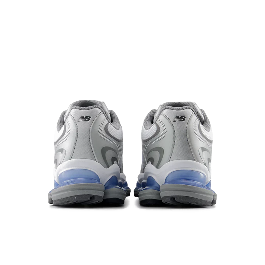 New Balance Abzorb 2000