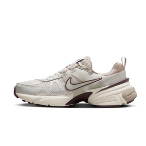 Nike V2k Run Sneaker