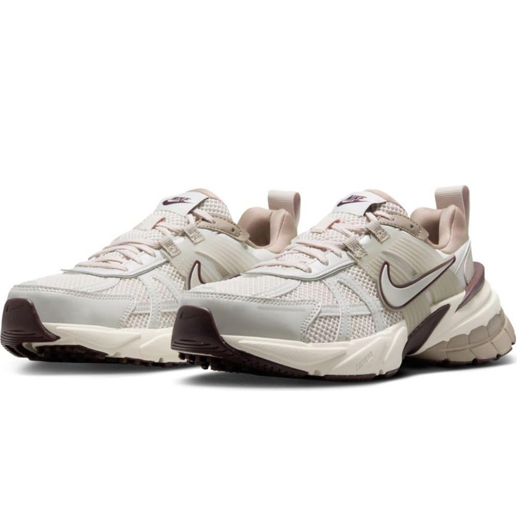 Nike V2k Run Sneaker