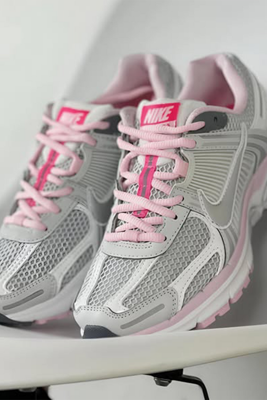 Nike - Zoom Vomero 5  - Blanc/rose