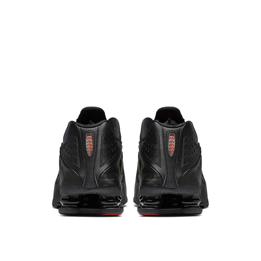 Nike Shox R4