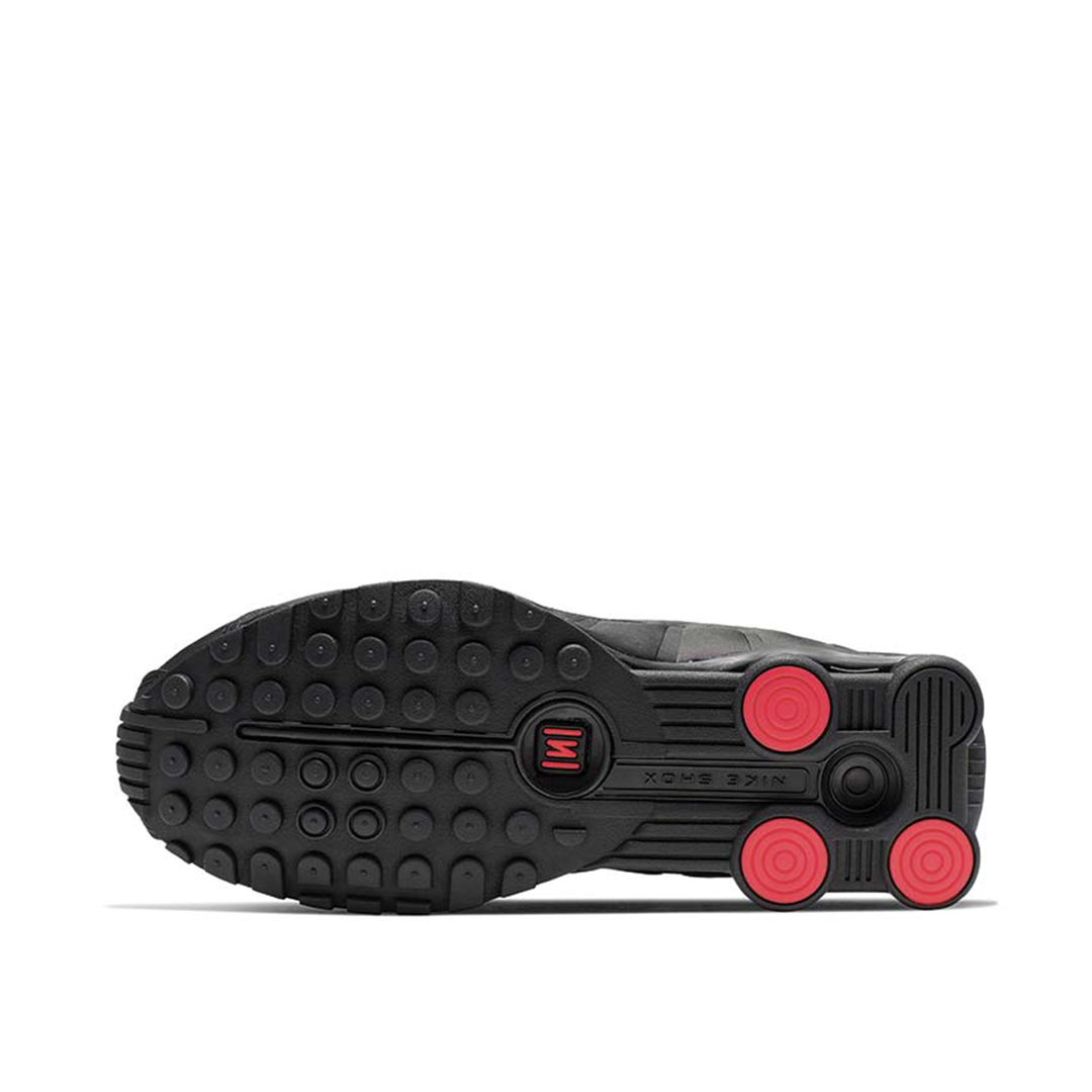 Nike Shox R4